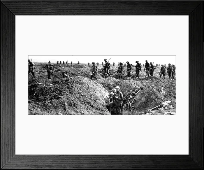 Framed Print : British soldiers crossing a captured German trench Framed Print : British soldiers crossing a captured German trench