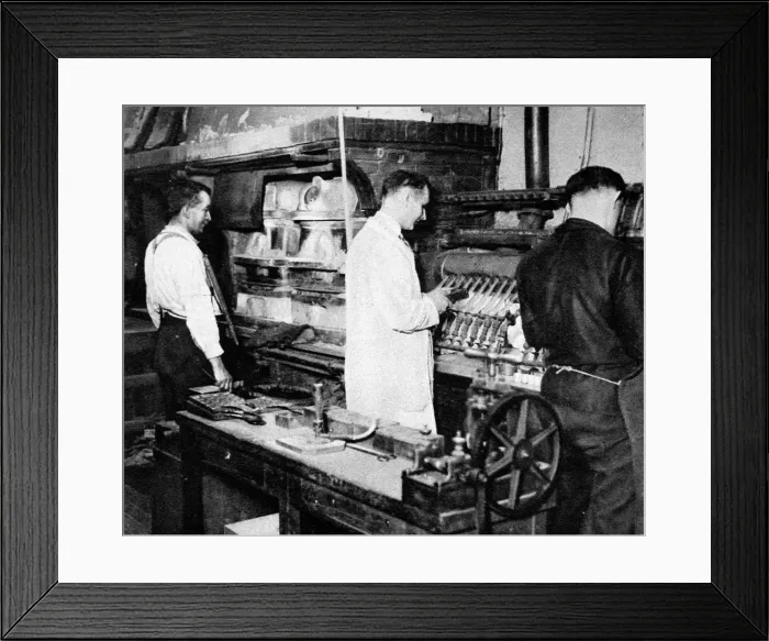 Framed Print : The Flow of Gold from the USA and France. Bullion in Kegs. I Framed Print : The Flow of Gold from the USA and France. Bullion in Kegs. I