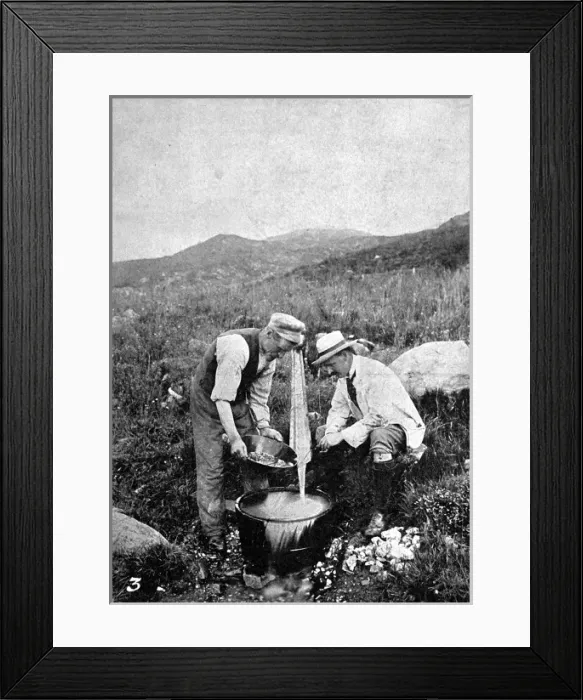 Framed Print : Gold Panning at St. Davids Mine, Wales, 1911 Framed Print : Gold Panning at St. Davids Mine, Wales, 1911