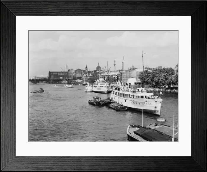 Framed Print : Thames from Tower Br Framed Print : Thames from Tower Br