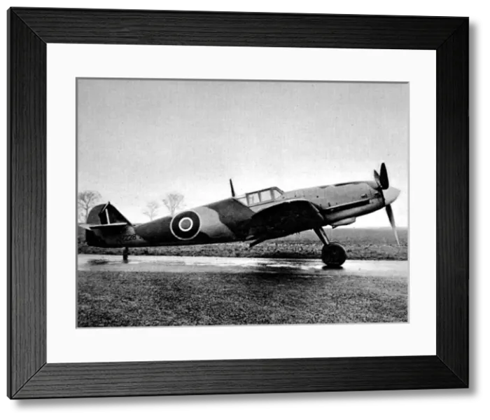 Framed Print : Captured Messerschmitt 109G, Britain; Second World War, 1944 Framed Print : Captured Messerschmitt 109G, Britain; Second World War, 1944