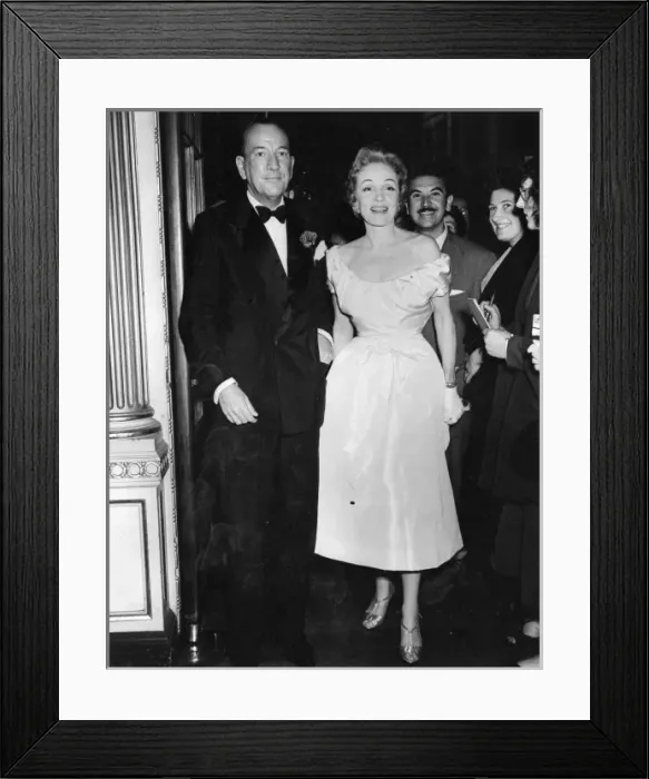 Framed Print : Marlene Dietrich Framed Print : Marlene Dietrich