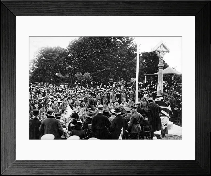 Framed Print : General Robertson speaking at Dalderby; First World War, 191 Framed Print : General Robertson speaking at Dalderby; First World War, 191