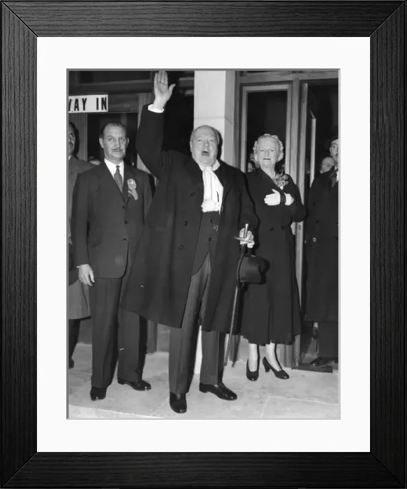 Framed Print : Winston Churchill Framed Print : Winston Churchill