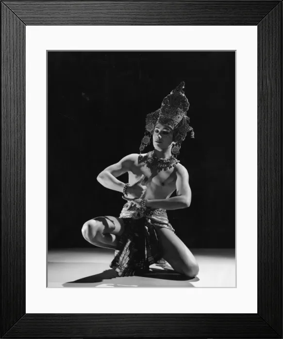 Framed Print : Ram Gopal (1917-2003). Indian ballet dancer Framed Print : Ram Gopal (1917-2003). Indian ballet dancer