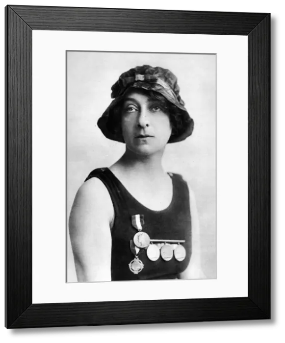 Framed Print : Mrs. Arthur Hamilton, 1915 Framed Print : Mrs. Arthur Hamilton, 1915