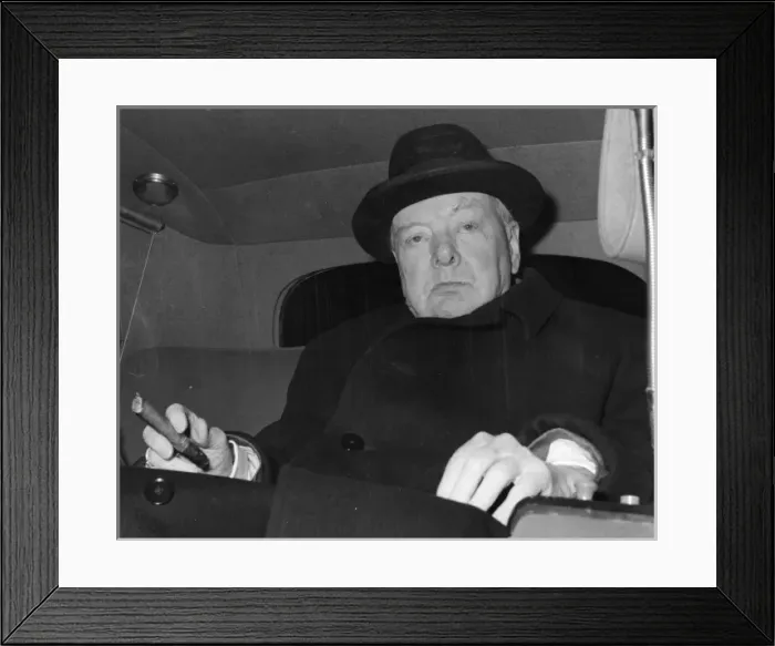 Framed Print : Winston Churchill Framed Print : Winston Churchill