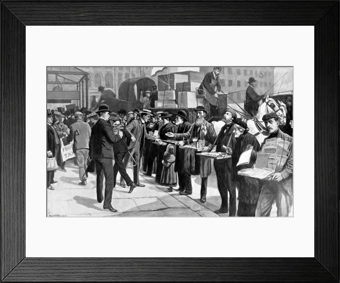 Framed Print : Toy Salesman at Farringdon Street Station, London, 1903 Framed Print : Toy Salesman at Farringdon Street Station, London, 1903