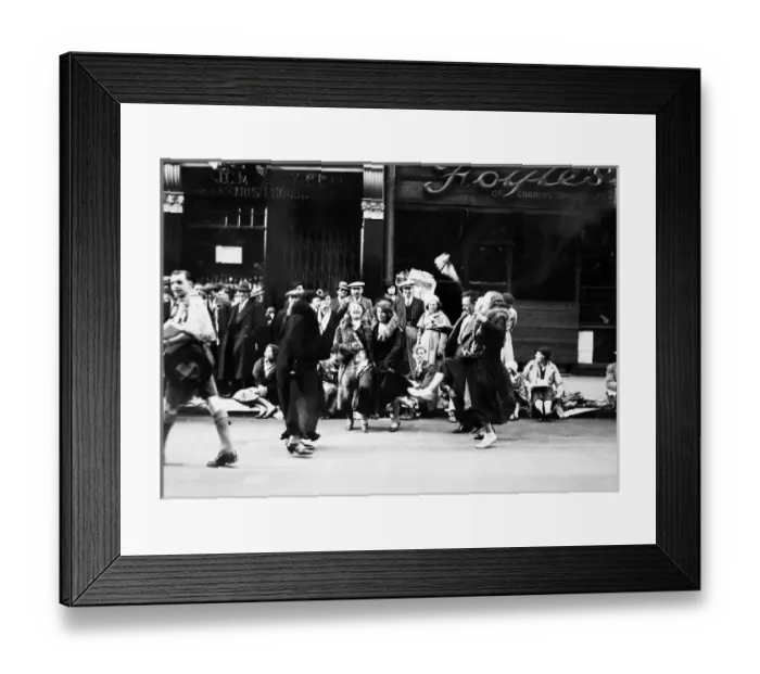 Framed Print : People Dancing in Charing Cross Road, 1935 Framed Print : People Dancing in Charing Cross Road, 1935