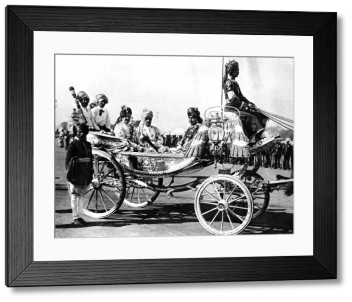 Framed Print : The Maharajah Jam Saheb of Nawanager, before going to the front Framed Print : The Maharajah Jam Saheb of Nawanager, before going to the front