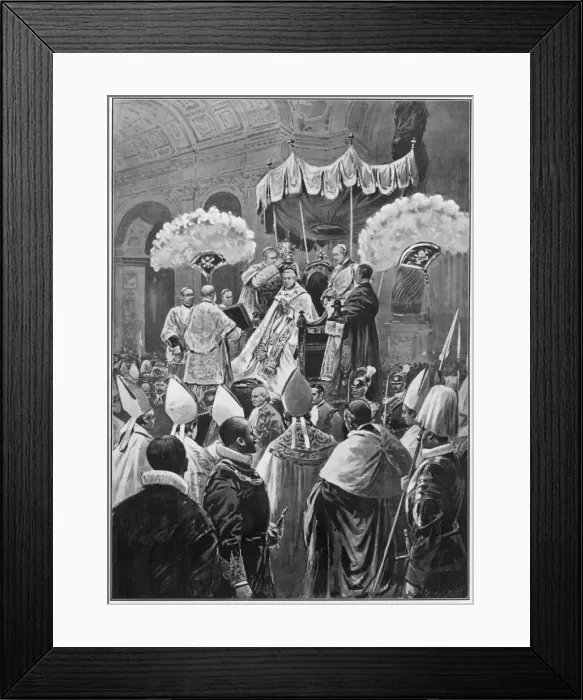 Framed Print : Pope crowned (Pius X) Framed Print : Pope crowned (Pius X)