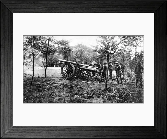 Framed Print : A British heavy gun at the moment of firing Framed Print : A British heavy gun at the moment of firing