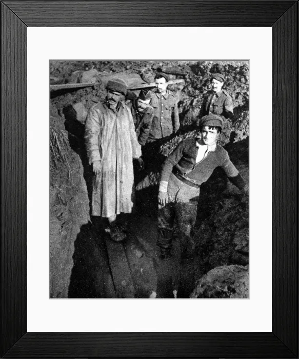 Framed Print : British soldiers mending trenches