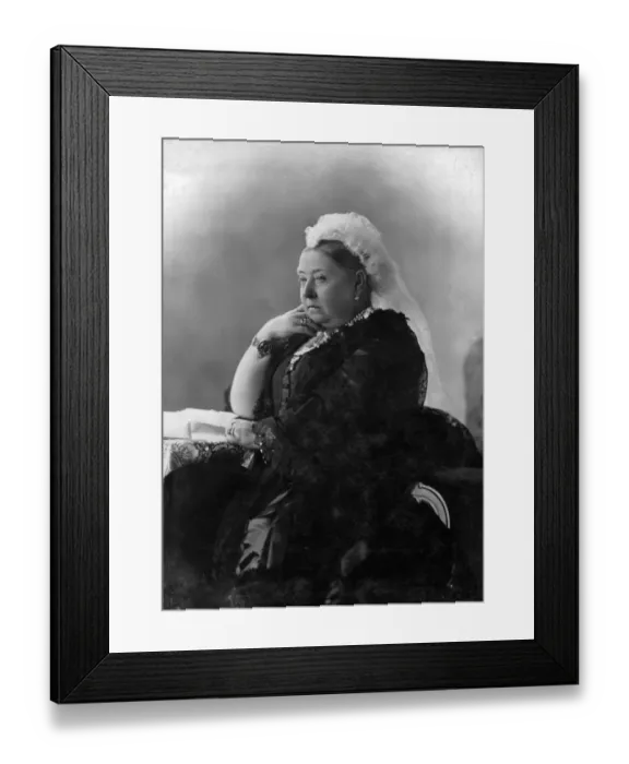 Framed Print : Queen Victoria, Osbourne House, 1887 Framed Print : Queen Victoria, Osbourne House, 1887