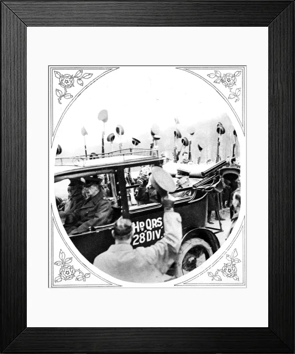 Framed Print : King George V visiting his soldiers at Winchester Framed Print : King George V visiting his soldiers at Winchester