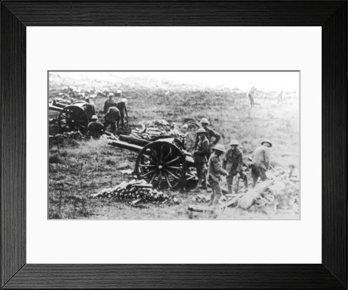 Framed Print : British field guns 1916 Framed Print : British field guns 1916
