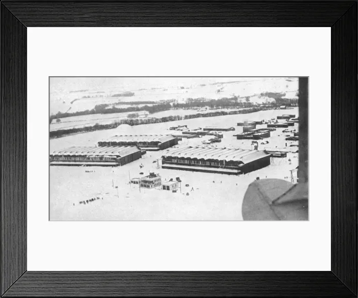 Framed Print : RAF Binbrooke cut off during the winter of 1947 Framed Print : RAF Binbrooke cut off during the winter of 1947