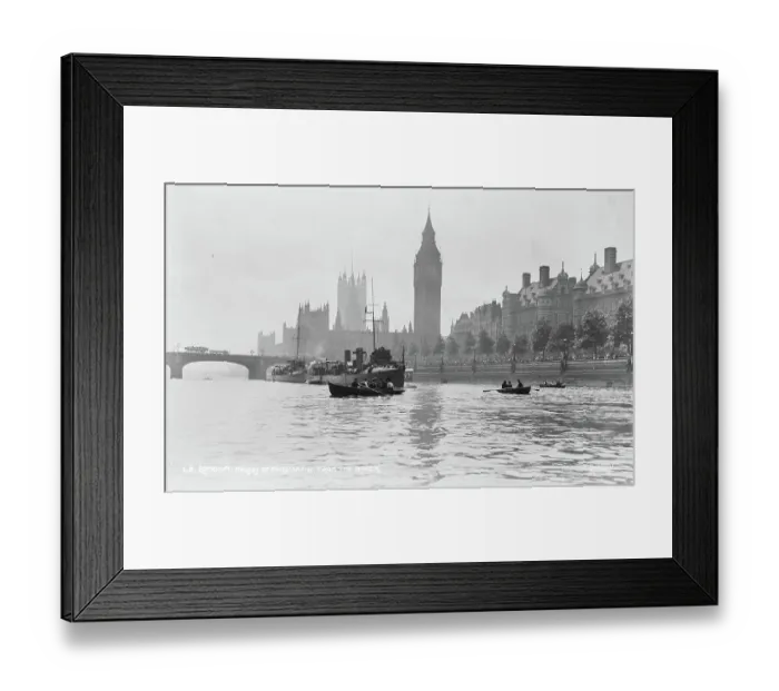 Framed Print : Houses of Parliament from the River Framed Print : Houses of Parliament from the River