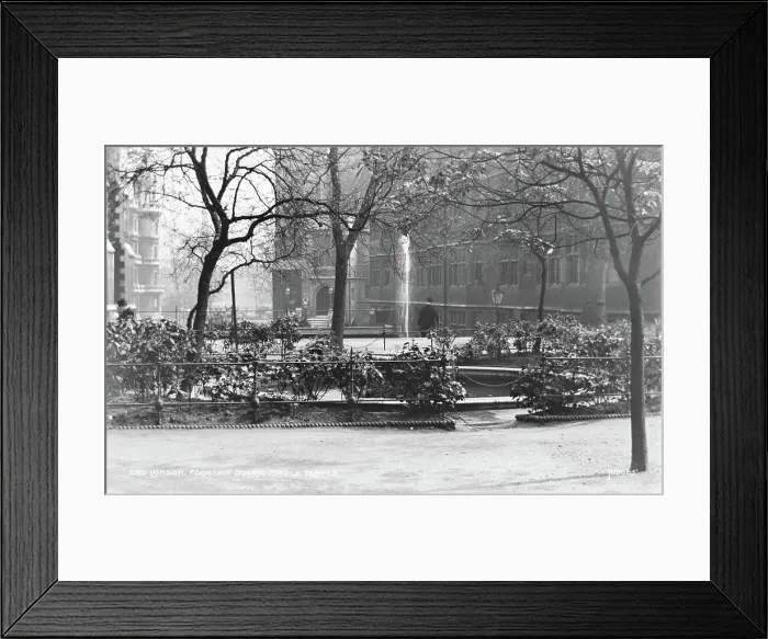 Framed Print : Fountain Court, Middle Temple, London Framed Print : Fountain Court, Middle Temple, London