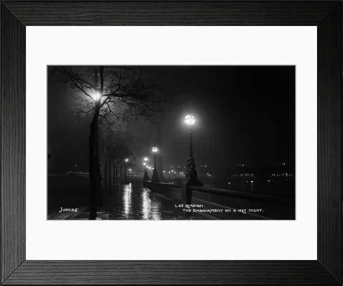 Framed Print : The Embankment on a Wet Night Framed Print : The Embankment on a Wet Night
