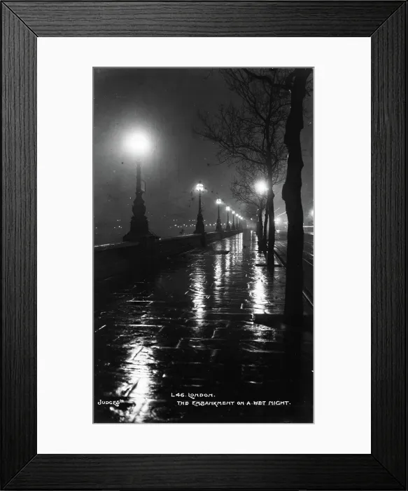 Framed Print : The Embankment on a Wet Night