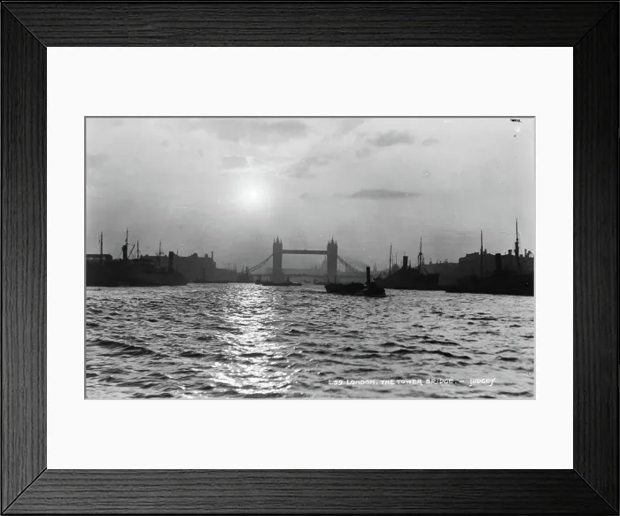 Framed Print : The Tower Bridge at Sunset Framed Print : The Tower Bridge at Sunset