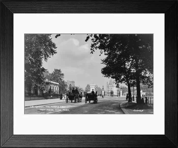 Framed Print : The Marble Arch from Inside Hyde Park