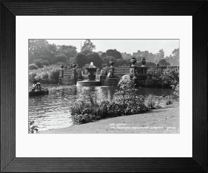 Framed Print : The Fountains at Kensington Gardens Framed Print : The Fountains at Kensington Gardens