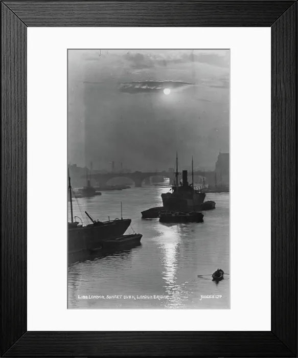 Framed Print : Sunset Over London Bridge Framed Print : Sunset Over London Bridge