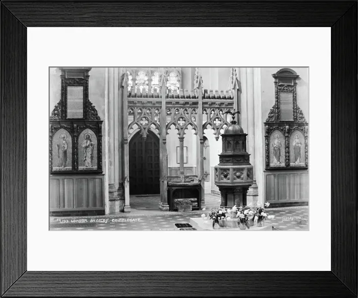 Framed Print : Interior of St. Giles Church, Cripplegate Framed Print : Interior of St. Giles Church, Cripplegate