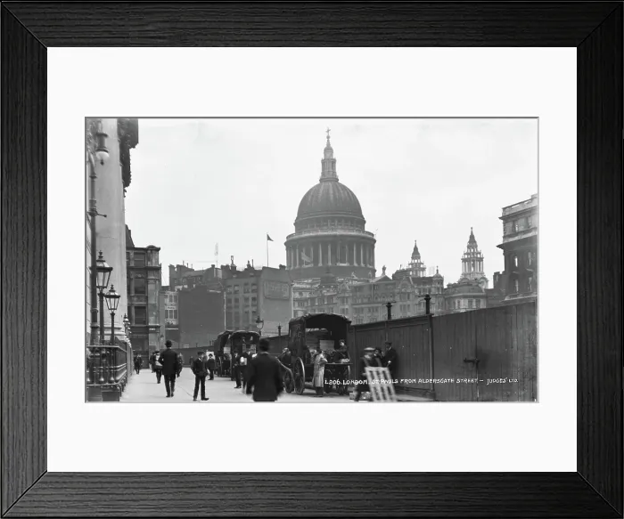 Framed Print : St. Paul's Cathedral from Aldersgate Street Framed Print : St. Paul's Cathedral from Aldersgate Street
