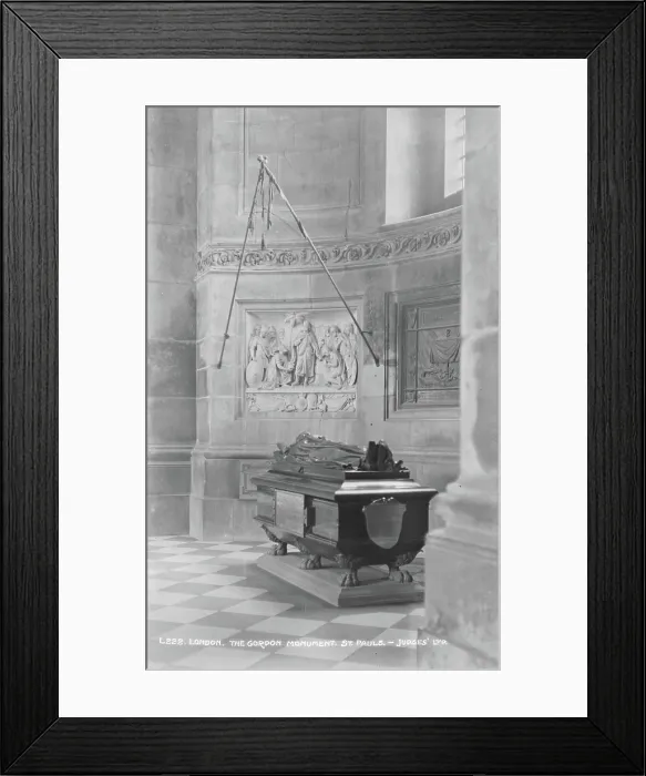 Framed Print : The Gordon Monument at St. Paul's Cathedral Framed Print : The Gordon Monument at St. Paul's Cathedral