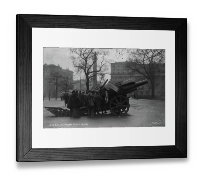Framed Print : Captured German Guns in London Framed Print : Captured German Guns in London