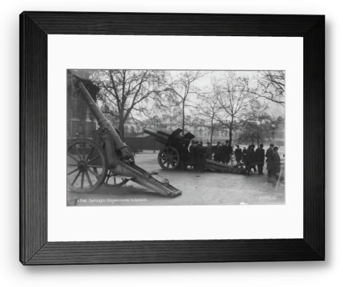 Framed Print : Captured German Guns in London Framed Print : Captured German Guns in London