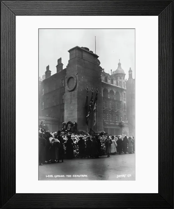 Framed Print : The Cenotaph in London Framed Print : The Cenotaph in London