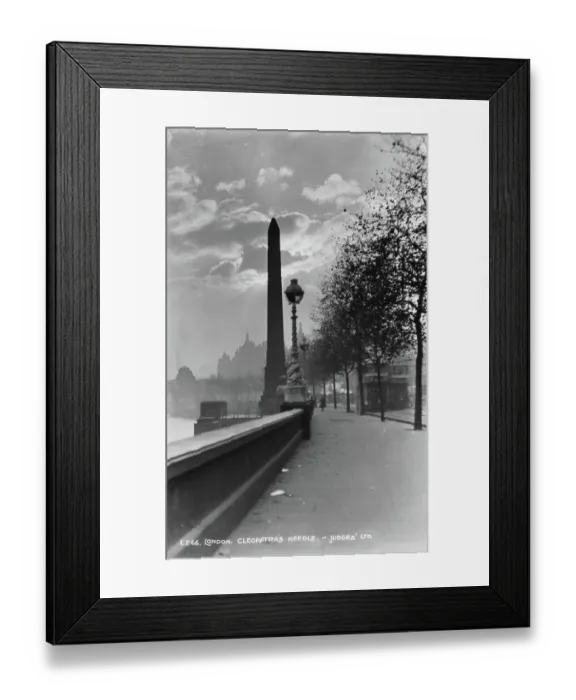 Framed Print : Cleopatra's Needle in London Framed Print : Cleopatra's Needle in London