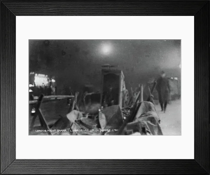 Framed Print : London Night Snaps Framed Print : London Night Snaps