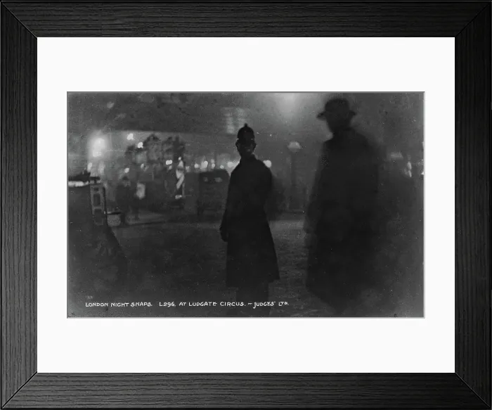 Framed Print : London Night Snaps at Ludgate Circus Framed Print : London Night Snaps at Ludgate Circus