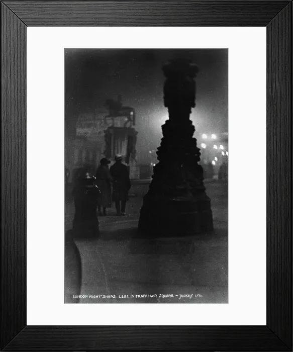 Framed Print : London Night Snaps Trafalgar Square Framed Print : London Night Snaps Trafalgar Square