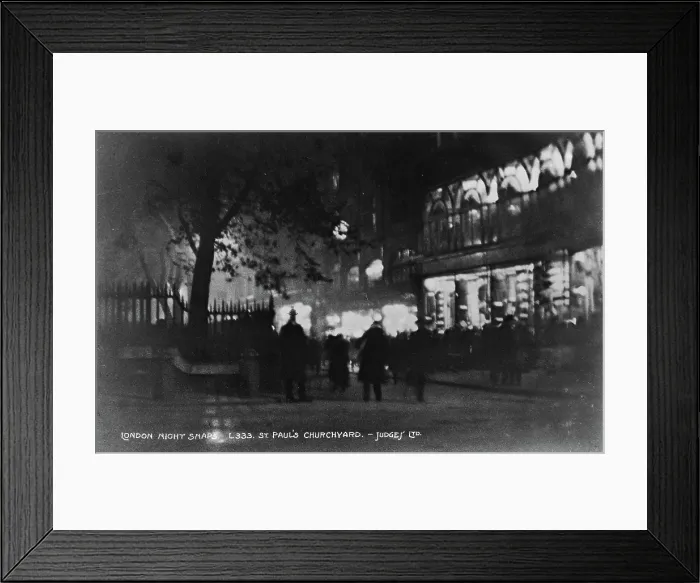 Framed Print : St. Paul's Churchyard at Night