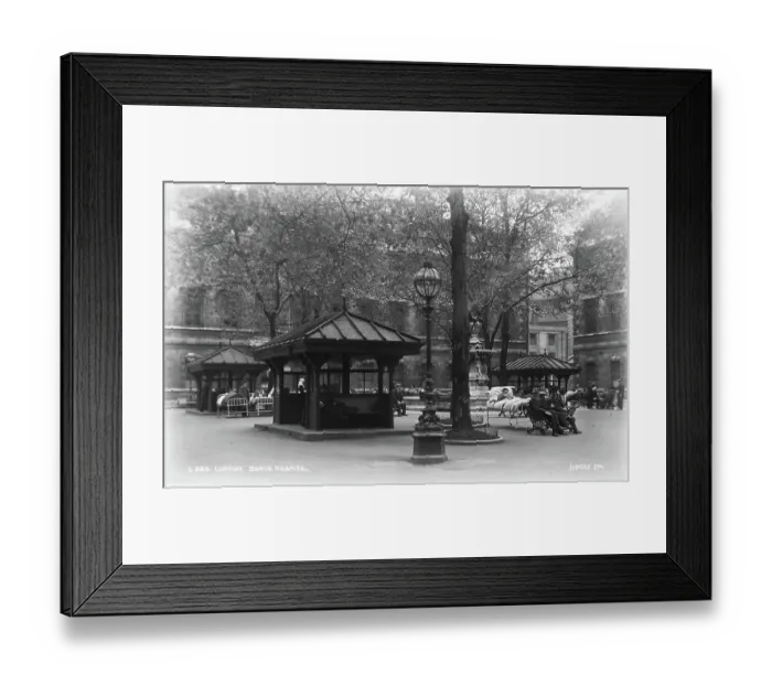 Framed Print : Barts Hospital Courtyard Framed Print : Barts Hospital Courtyard