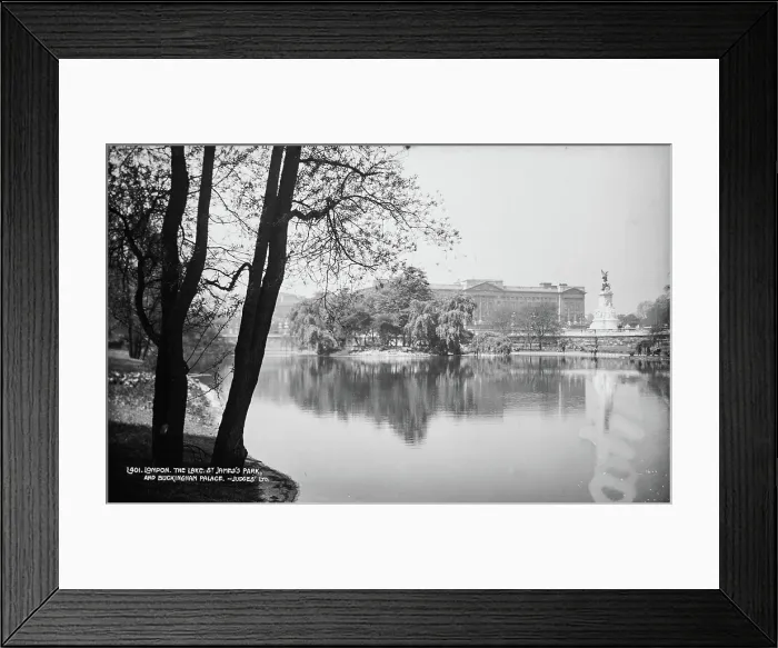 Framed Print : St. James's Park and Buckingham Palace Framed Print : St. James's Park and Buckingham Palace