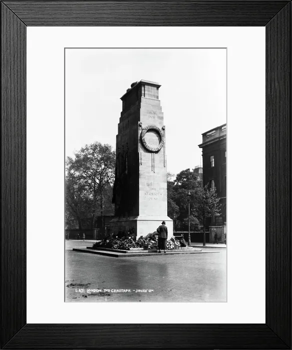 Framed Print : The Cenotaph in London Framed Print : The Cenotaph in London