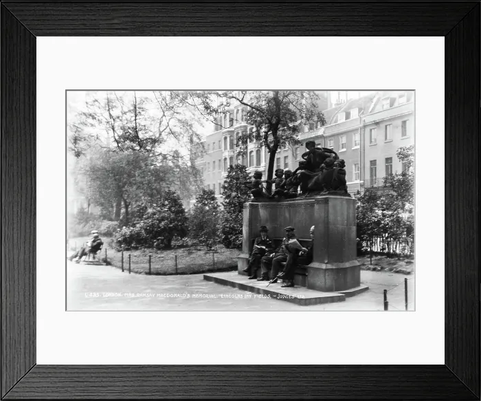 Framed Print : Mrs. Ramsay Macdonald's Memorial in Lincoln's Inn Fields Framed Print : Mrs. Ramsay Macdonald's Memorial in Lincoln's Inn Fields