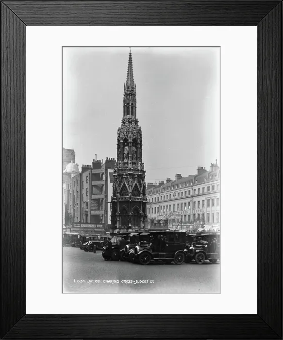 Framed Print : Charing Cross, London Framed Print : Charing Cross, London