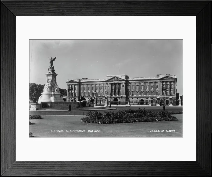 Framed Print : Buckingham Palace