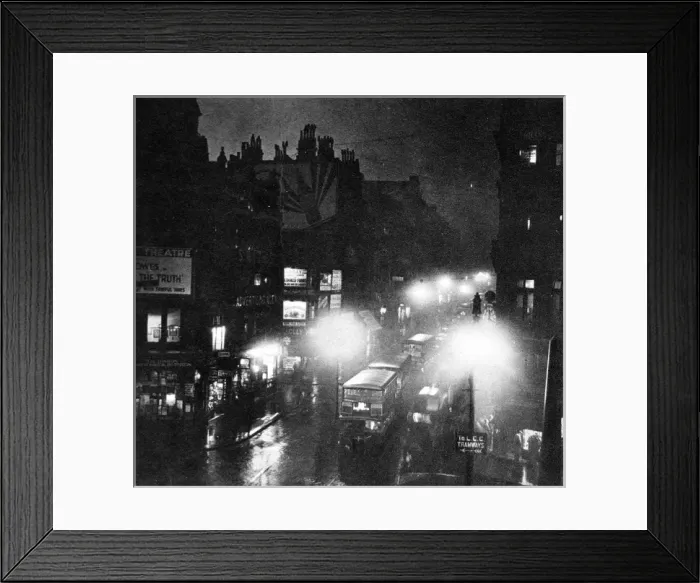 Framed Print : Fog over Ludgate Circus, London, 1932
