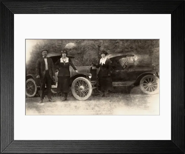 Framed Print : Vintage Car