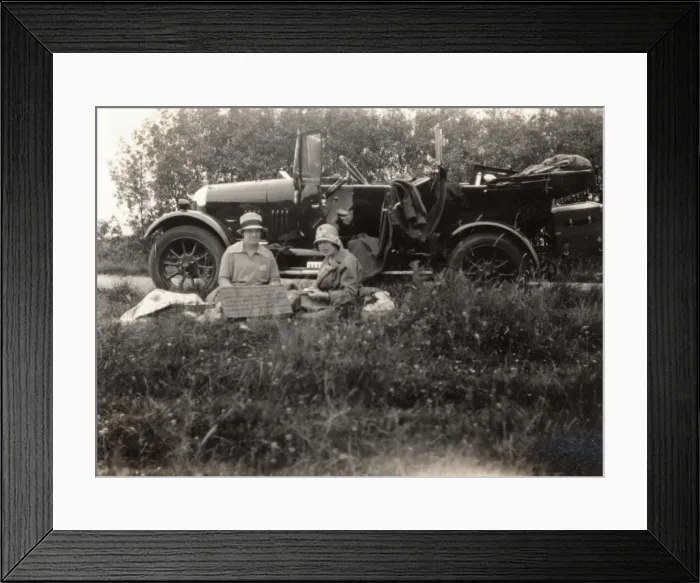 Framed Print : Vintage Car