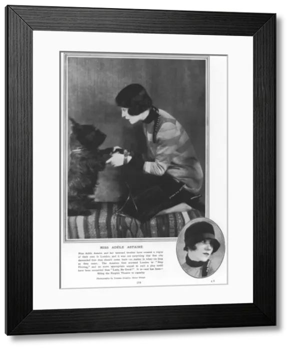 Framed Print : ILN front cover: Queen Elizabeth II in her silver jubilee ye Framed Print : ILN front cover: Queen Elizabeth II in her silver jubilee ye
